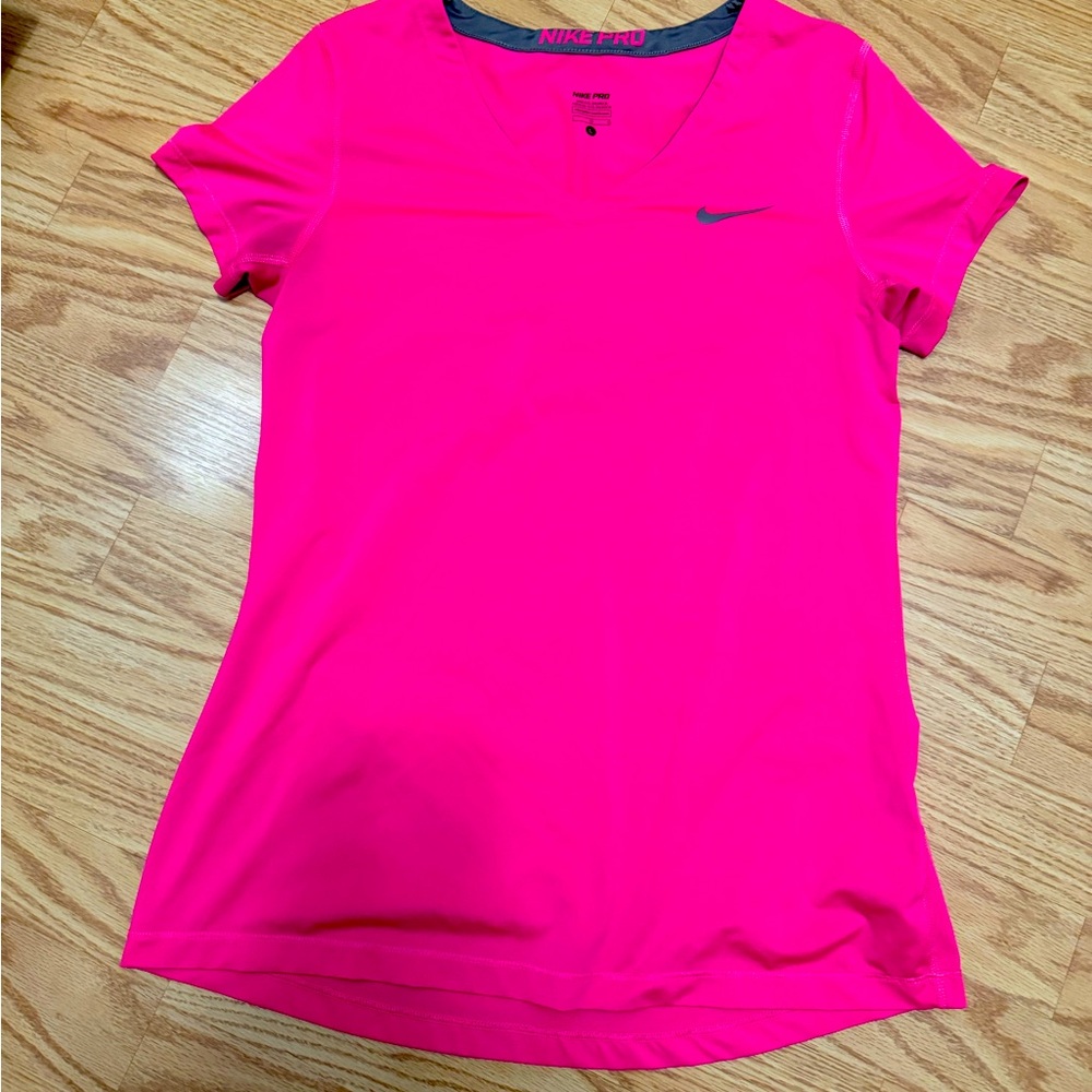 Nike Pro Womens Athletic Shirt Large Vneck Pink